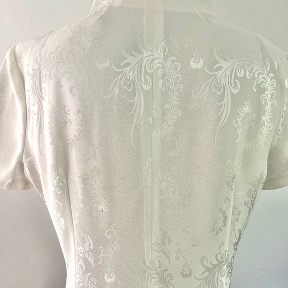 NWOT Vintage Asian Chinese White Floral Classic Minimalist Button Up Neutral Top - Picture 7 of 10